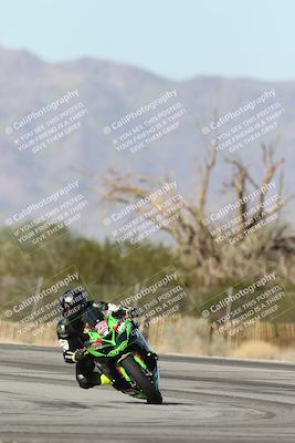 media/Dec-01-2025-Moto Forza (Mon) [[2daa91e15f]]/2-Intermediate Group/Session 3 (Turn 3)/